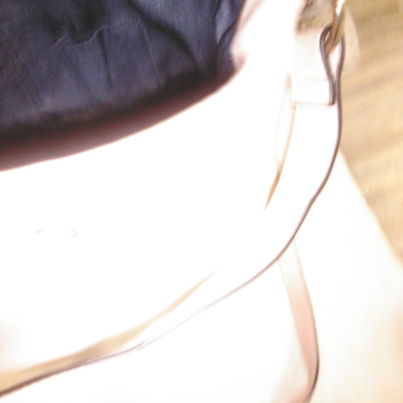 G by Guess pastel pink women's large shoulder bag with hand strap - Picture 4 of 7